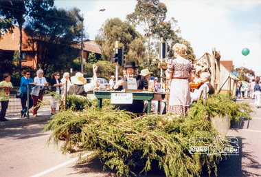 Photograph, Joh Ebeli, 'Cash for Gold', Eltham Festival Community Parade, 11 November 1989, 11/11/1989