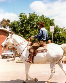 Photograph, Jock Read, Eltham Festival Community Parade, 11 November 1989, 11/11/1989