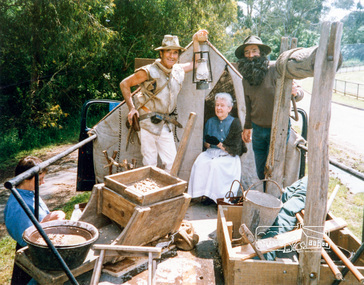Photograph, Joh Ebeli, Jack Hodson, Opal Smith and Bruce Ness, Eltham Festival Community Parade, 11 November 1989, 11/11/1989