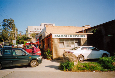 Photograph, Nillumbik Collision Centre, Factory B, 17 Brougham Street, Eltham, 14 September 2009, 14/09/2009