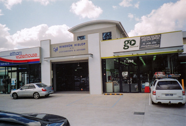 Photograph, Eltham Ridge complex, 256 Bolton Street, Eltham, September 2009, 2009