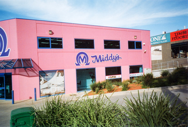 Photograph, Middendorp Electric Co. Pty Ltd (Middy's), 294 Bolton Street, Eltham, 16 May 2010, 16/05/2010