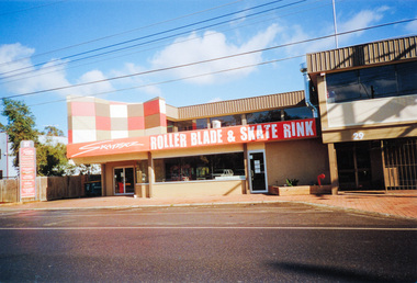 Photograph, Skaterz Roller Blade and Skate Rink, 27 Susan Street, Eltham, August 2009, 2009