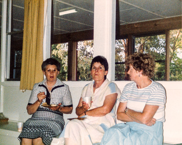 Photograph, From left: - , Lu Robertson, Beryl Read, Shire of Eltham Historical Society Christmas function, Eltham Senior Citizens' Centre, 10 December 1986, 10/12/1986