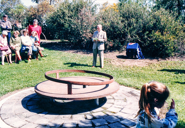 Photograph, Unveiling ceremony of the Memorial Plaque at corner of Main Road and Pitt Street, Eltham commemorating the 20th Anniversary of Eltham District Historical Society, 10 October 1987, 10/10/1987