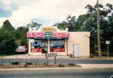 Photograph, Clark and Wise, Milk Bar, former Burgoyne shop, 820 Main Road, Eltham; 15 April 1989, 15/04/1989