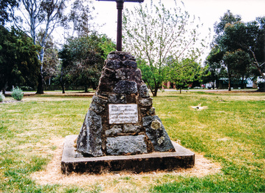 Photograph, Hume and Hovell Monument, Honeysuckle Caravan Park, Violet Town (28.12.1824), Spring Excursion, Hume and Hovell's 1824 expedition (Part 2), 26 October 1997, 26/10/1997
