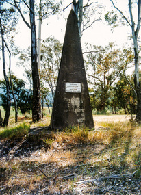 Photograph, Hume and Hovell Monument, Barjarg, Spring Excursion, Hume and Hovell's 1824 expedition (Part 2), 26 October 1997, 26/10/1997