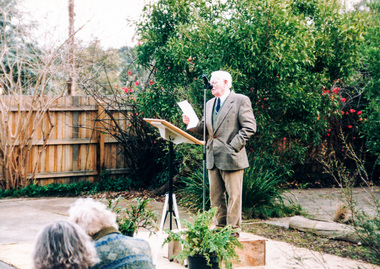 Photograph, Peter Bassett-Smith, former Society President, Opening Ceremony of Local History Centre, 728 Main Road, Eltham, Sunday 12 July 1998, 12/07/1998
