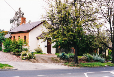 Photograph, Eltham Courthouse, 730 Main Road, Eltham, Before 2001
