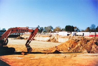 Photograph, Doug Orford, Preparing the site for the new Safeway Supermarket, Arthur Street, Eltham, c.July 2000, 2000