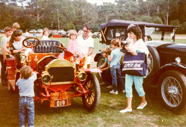 Photograph, Rolls Royce and Bentley Club at Sugarloaf, Christmas Hills, c. May 1986, 1986