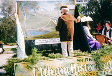 Photograph, Getting ready for the parade, Diamond Street, Eltham Festival, 10 November 1990, 10/11/1990