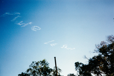 Photograph, Sky writing viewed from Jingalong, 110 Ryans Road, Eltham, 1991, 1991