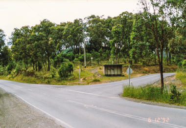 Photograph, Pigeon Bank Road at Kangaroo Ground Road, Kangaroo Ground, 6 December 1992, 06/12/1992