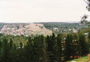 Photograph, Power line easement between Eltham and Research viewed from Afton Street, Research, 19 December 1992, 19/12/1992