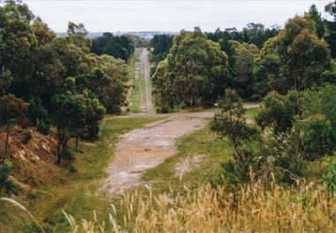 Photograph, Metropolitan Water pipe track west from Afton Street, Research, 19 December 1992, 19/12/1992