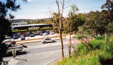 Photograph, Bolton Street from Pedersen Way, Eltham, October 2005, 2005