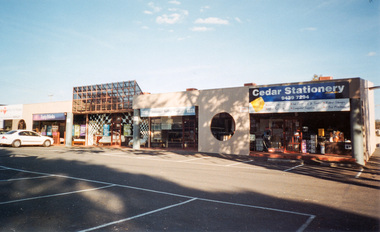 Photograph, 5/32 Bridge Street, Eltham, 16 May 2010, 16/05/2010