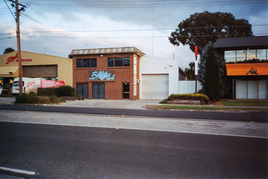 Photograph, 16 Bridge Street, Eltham, 16 May 2010, 16/05/2010