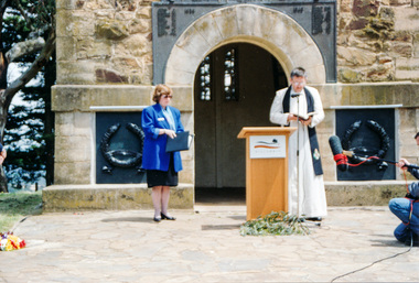 Photograph, Army Chaplain Des giving prayers, Rededication Ceremony, War Memorial Tower, Kangaroo Ground. 8 November, 2001, 08/11/2001