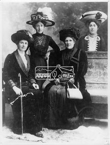 Photograph, Hurst women, 1910