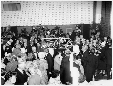 Photograph, Early Residents' Reunion, Shire of Eltham Centenary Celebrations, 8 Aug 1971
