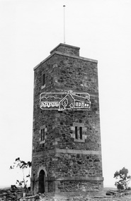 Photograph, Shire of Eltham War Memorial Tower. Eltham-Yarra Glen Road, Kangaroo Ground, unveiled 11 November 1926, c.1926