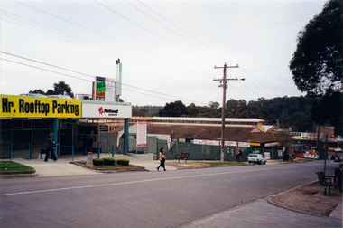 Photograph, Margaret Ball, Arthur Street, Eltham, c.June 1999, 1999