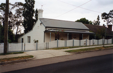 Photograph, Margaret Ball, Stebbing's Cottage, 88 Pitt Street, Eltham, June 1999