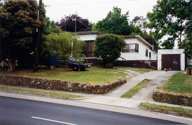 Photograph, Margaret Ball, 89 Pitt Street, Eltham, c. June 1999, 1999