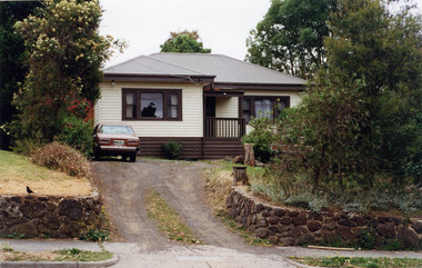 Photograph, Margaret Ball, 113 Pitt Street, Eltham, c. June 1999, 1999