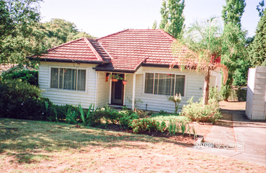 Photograph, Margaret Ball, 70 Brougham Street, Eltham, c.1999, 1999