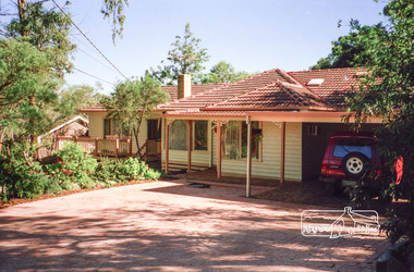 Photograph, Margaret Ball, 87 Napoleon Street, Eltham, c.1999, 1999
