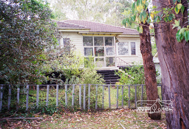 Photograph, Margaret Ball, 28 Henry Street, Eltham, Nov-Dec 1999, 1999