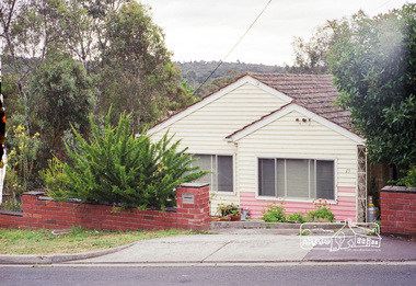 Photograph, Margaret Ball, 15 Henry Street, Eltham, Nov-Dec 1999, 1999