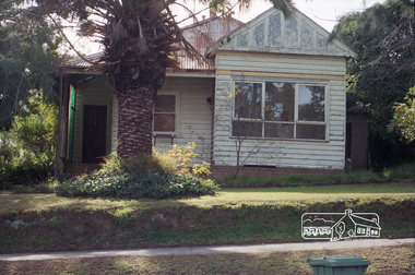 Photograph, Margaret Ball, 27 Dudley Street, Eltham, June 1999, 1999