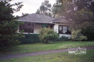 Photograph, Margaret Ball, 25 Pryor Street, Eltham, June 1999, 1999