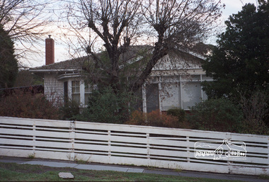 Photograph, Margaret Ball, 22 Pryor Street, Eltham, June 1999, 1999