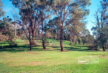 Photograph, Fitzsimons Lane Reserve bounded by Main Road, Bolton Street and Fitzsimons Lane, Eltham, c.May 2001