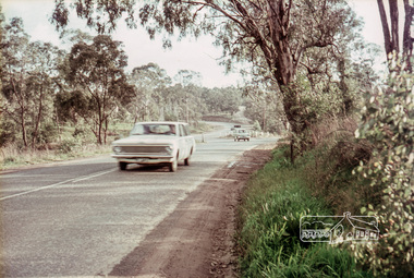 Photograph, Russell Yeoman, Intersection of Fitzsimons Lane with Main Road, Eltham, c.1969, 1969c