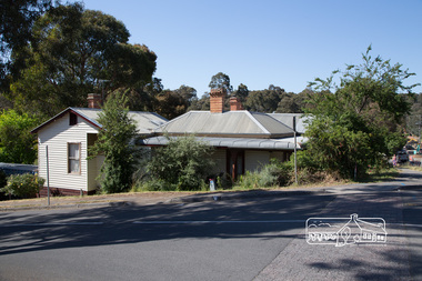 Photograph, Peter Pidgeon, Walter Withers' former home "Southernwood", corner of Brougham Street and Bolton Street, Eltham, 13 November 2017, 13/11/2017