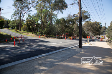 Photograph, Peter Pidgeon, Intersection with Baxter Street, Bolton Street upgrade, Eltham, 13 November, 2017, 13/11/2017