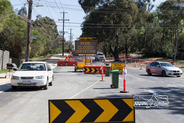 Photograph, Peter Pidgeon, Looking north at Walsh Street, Bolton Street upgrade, Eltham, 13 November, 2017, 13/11/2017