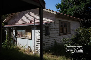 Photograph, Peter Pidgeon, Derelict house, 528 Main Road, Eltham, 13 November 2017, 13/11/2017