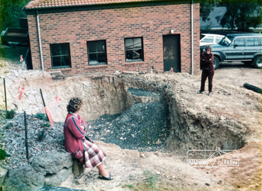 Photograph, Swimming pool construction, 14 Stokes Place, Eltham, March 1984, 1980