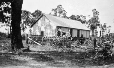 Photograph, Kinglake Hall