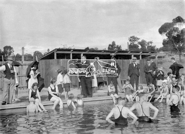 Photograph, Eltham - Hon. W.H. Everard, M.L.A., speaking at the opening of the Eltham Swimming Pool, 19 December 1936, 19 Dec 1936