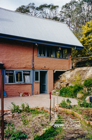 Photograph, Gayle Blackwood, Mudbrick house, possibly St Andrews area, c. Feb 2002, 2002