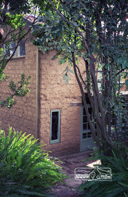 Photograph, Gayle Blackwood, Gwen and Gordon Ford's home, Pitt Street, Eltham